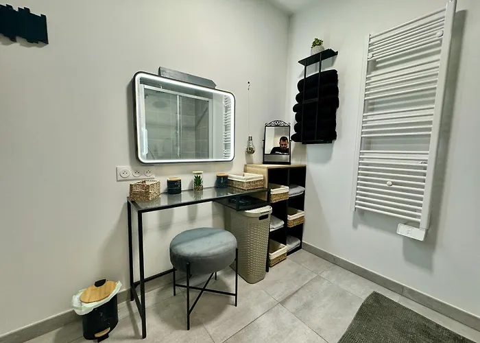 Attique De Granbos T3 Climatise & Terrasse Xxl & Garage 아파트 *