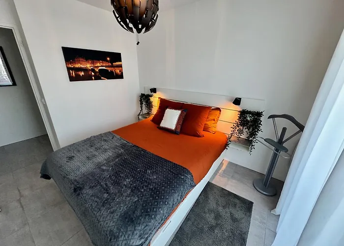 Attique De Granbos T3 Climatise & Terrasse Xxl & Garage 아파트